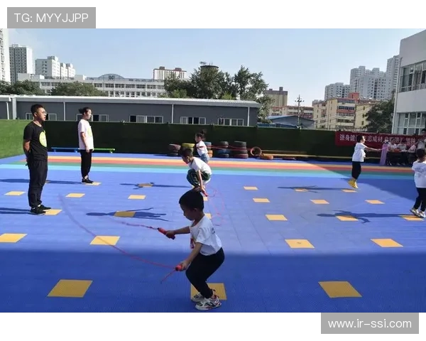 趣味立定跳远游戏活动设计以幼儿园标志碟为核心开展创新探索